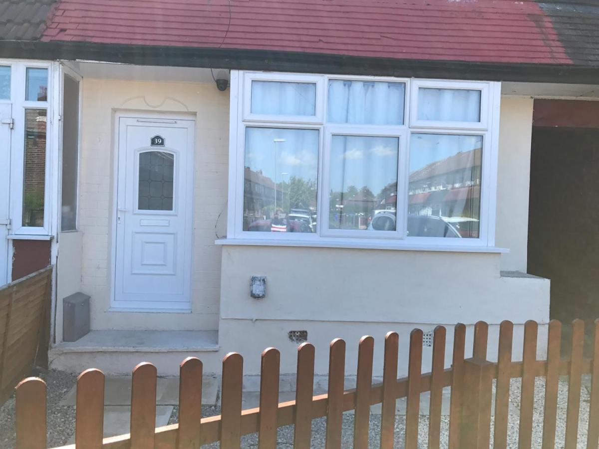 Rosewood Lodgings Special Offer For Student On Long Stay Manchester Exteriör bild