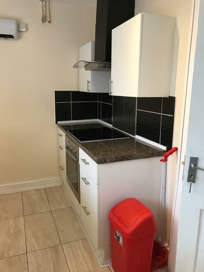 Rosewood Lodgings Special Offer For Student On Long Stay Manchester Exteriör bild